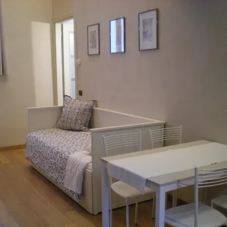 Hotel apartamentowy Bramantesco Bergamo